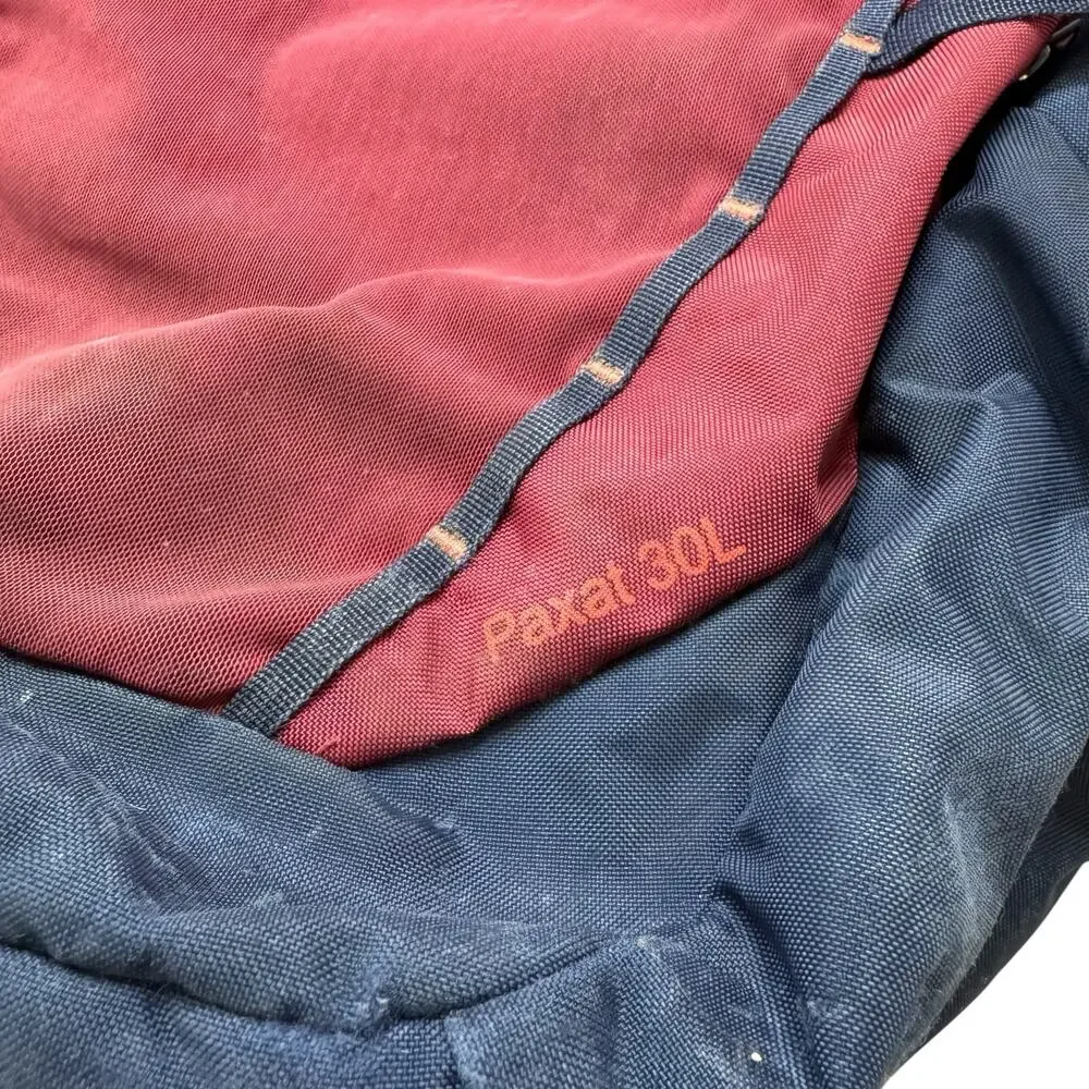 PATAGONIA Paxat 30L Backpack Womens Red Blue Daypack Pockets Zipper Laptop